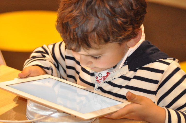 Ensino híbrido: online e offline juntos para uma nova experiência de aprendizado 2 Ensino híbrido