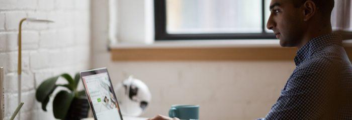 Educação continuada: 5 sites com cursos para a atualização profissional de professores